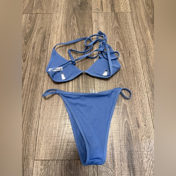 Zaful Women’s Light Blue Ribbed Triangle Bikini Size S - Picture 5 of 6